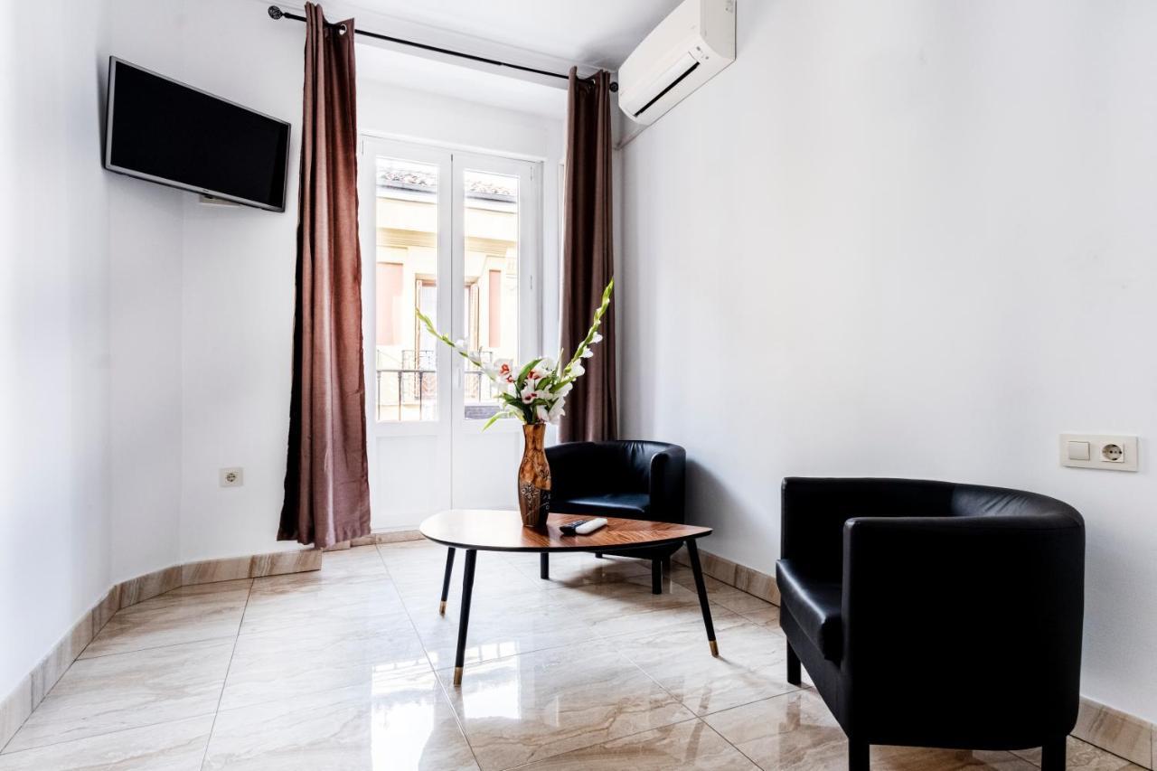 Hostal Rincon De Sol - Centro Madrid - Self Checkin Екстериор снимка