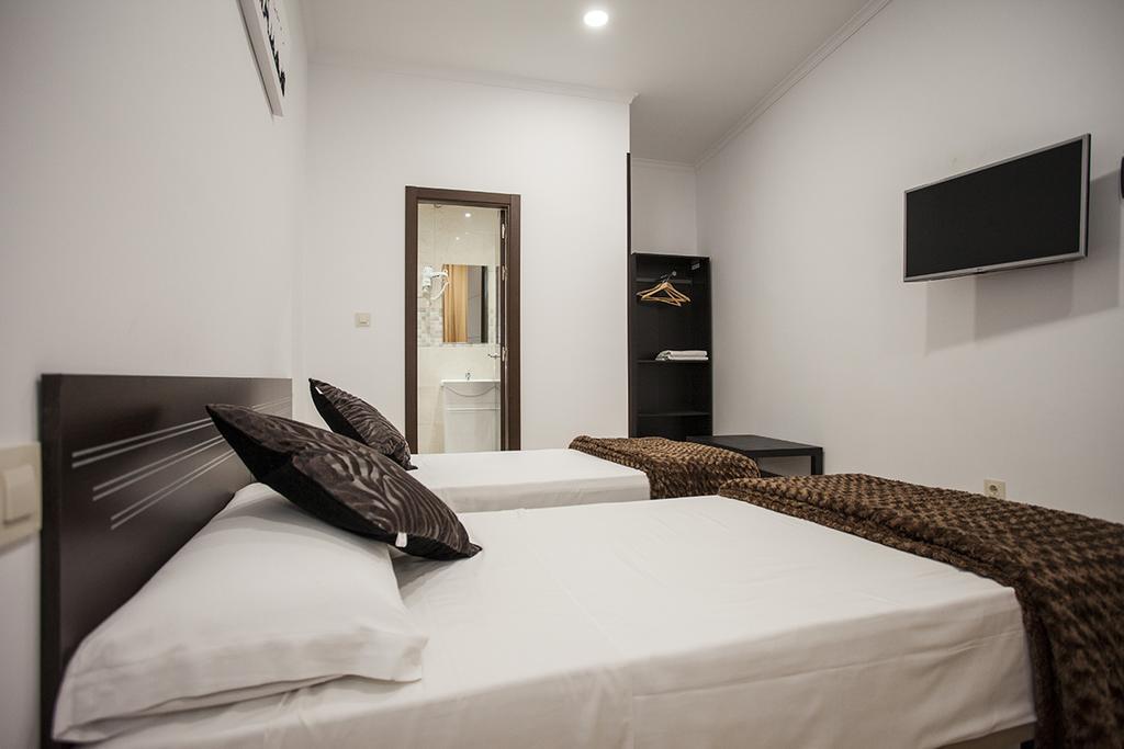 Hostal Rincon De Sol - Centro Madrid - Self Checkin Екстериор снимка